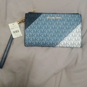 Michael Kors Jetset Wrislet